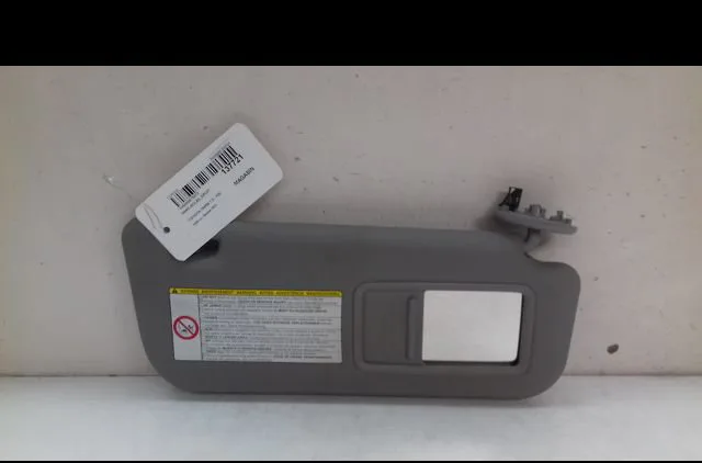 Pare-soleil droit Toyota YARIS (_P9_) 1.33 vvt-i (nsp90_) (2008-2011) occasion