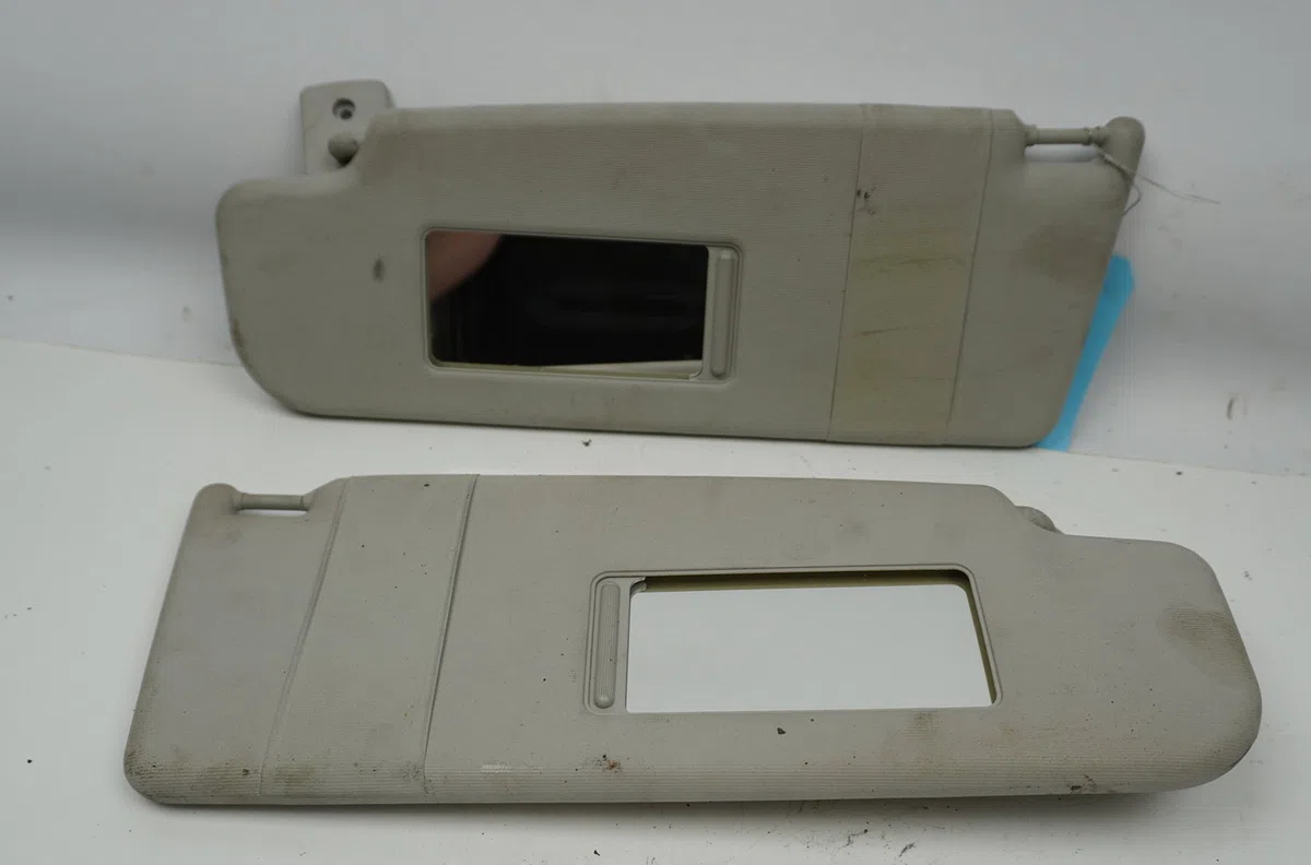 Pare-soleil droit Volkswagen POLO (6N2) 1.4 (1999-2001) 5 portes occasion