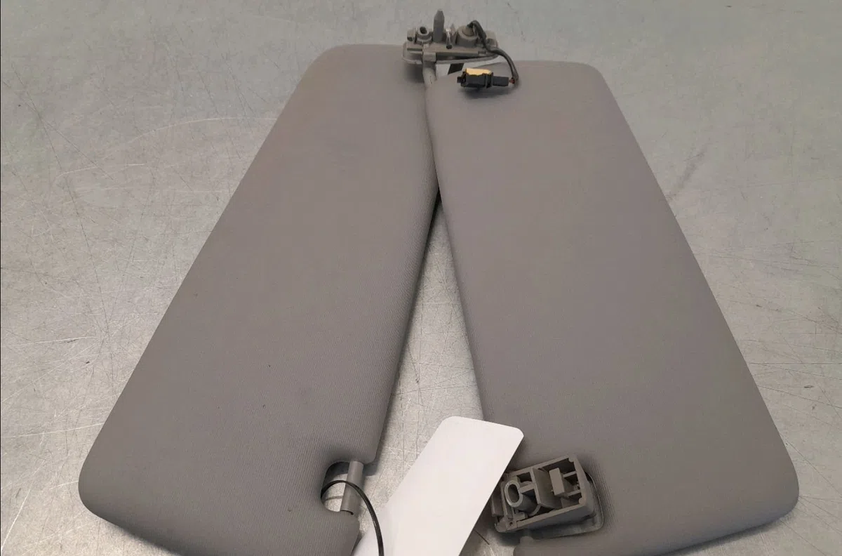 Pare-soleil droit Volkswagen TOUAREG (7LA, 7L6, 7L7) 3.0 v6 tdi (2004-2010) occasion