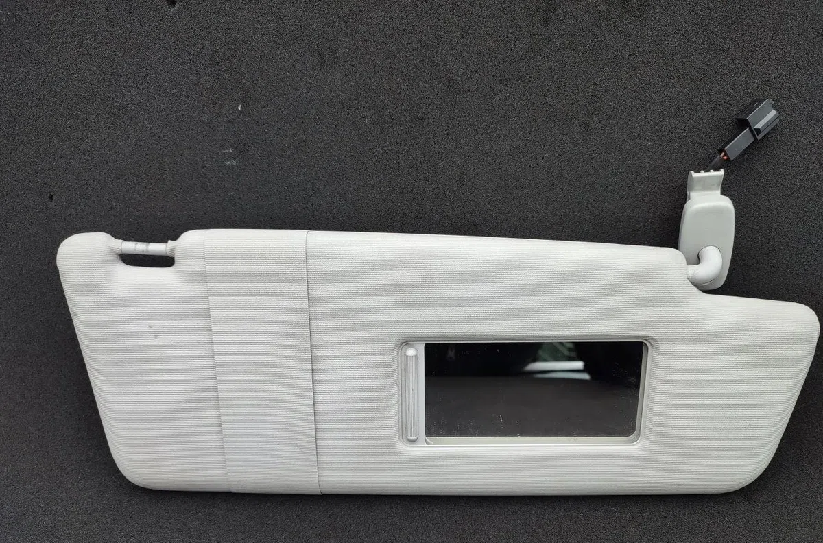 Pare-soleil droit VOLKSWAGEN TOURAN 1 PHASE 1 occasion