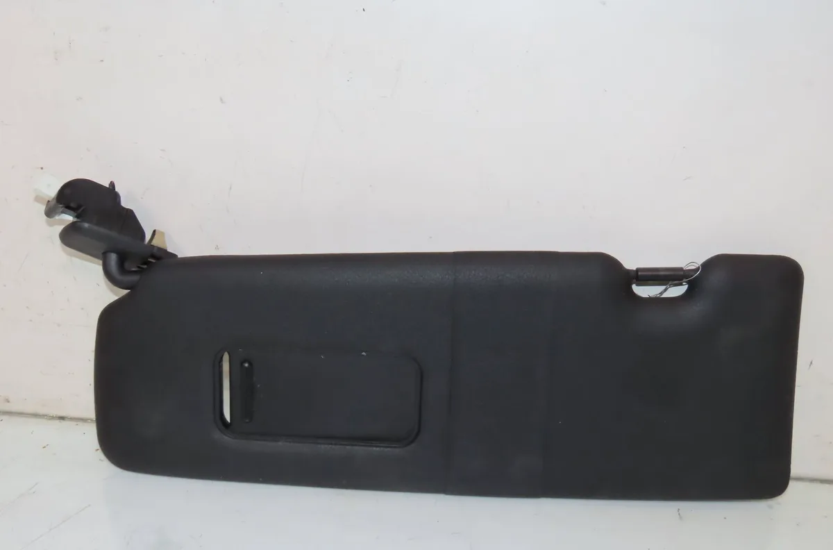 Pare-soleil gauche Bmw 1 (F20) 120 d (2011-2015) occasion