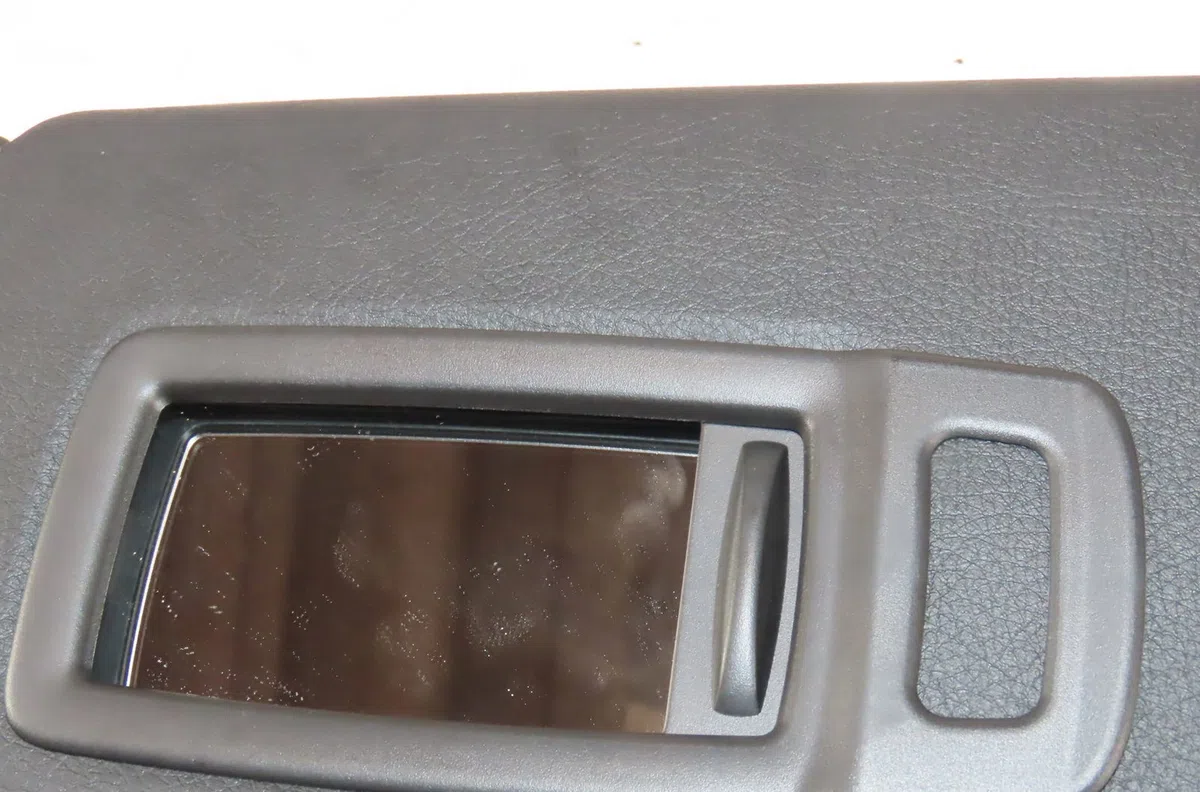 Pare-soleil gauche Bmw 1 (F40) 118 i (2019) 5 portes occasion