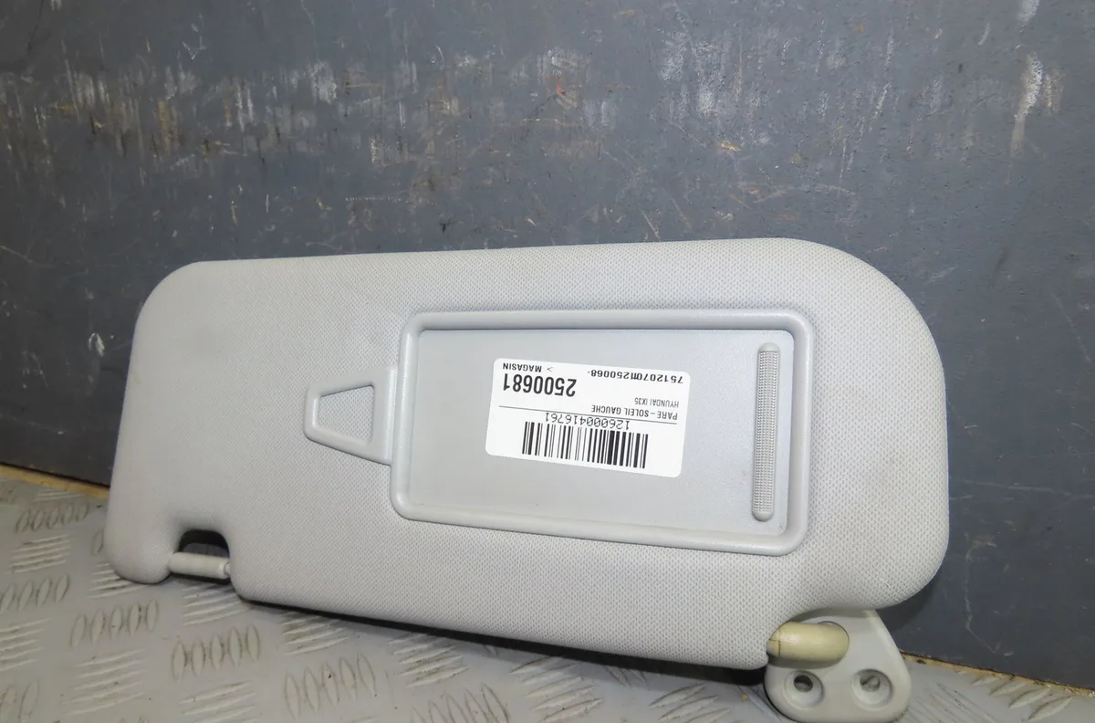 Pare-soleil gauche Hyundai Ix35 (LM, EL, ELH) 1.7 crdi (2010) 5 portes occasion