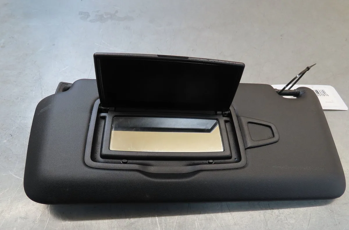 Pare-soleil gauche Mercedes-benz CLA Shooting Brake (X117) Cla 180 (117.942) (2015-2019) occasion