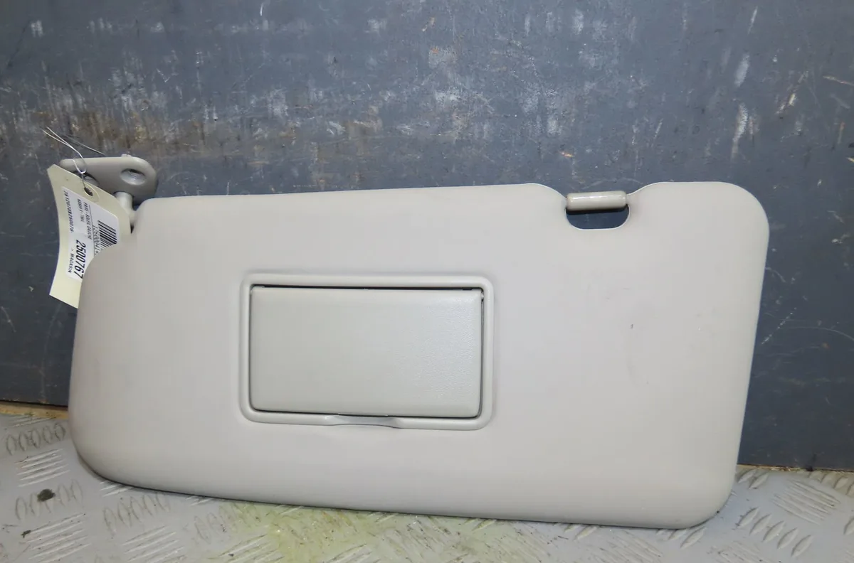 Pare-soleil gauche Nissan X-TRAIL I (T30) 2.2 dci 4x4 (2001-2008) 5 portes occasion
