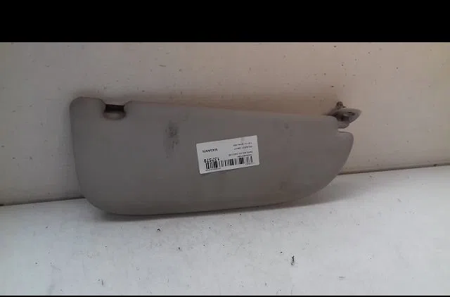 Pare-soleil gauche Peugeot 206 3-5 portes (2A-C) 1.6 16v (2000-2009) 3 portes occasion