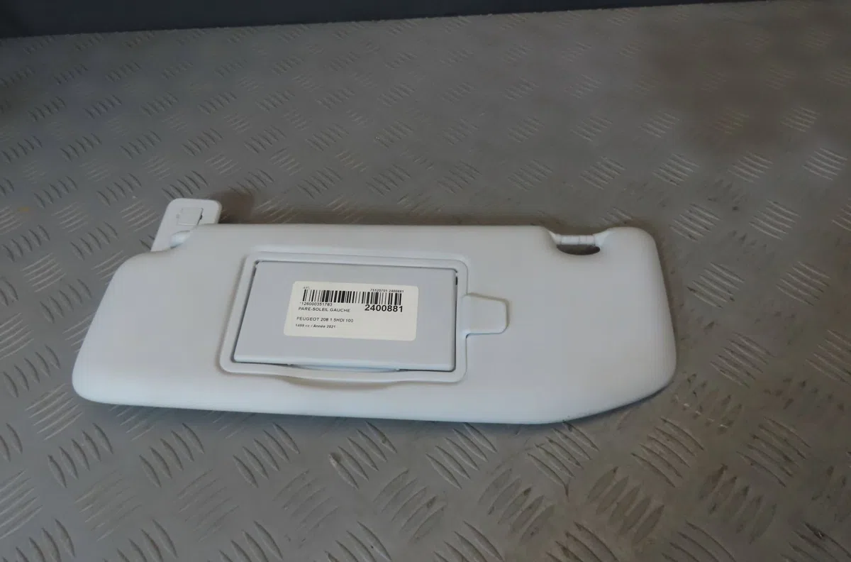 Pare-soleil gauche Peugeot 208 II (UB_, UP_, UW_, UJ_) 1.5 bluehdi 100 (2019) occasion