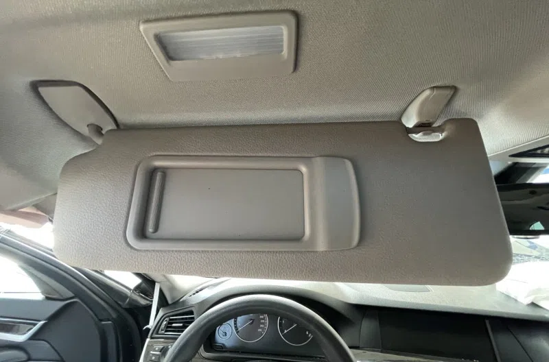 Pare soleil gauche pour BMW SERIE 5 F11 TOURING PHASE 1 BREAK