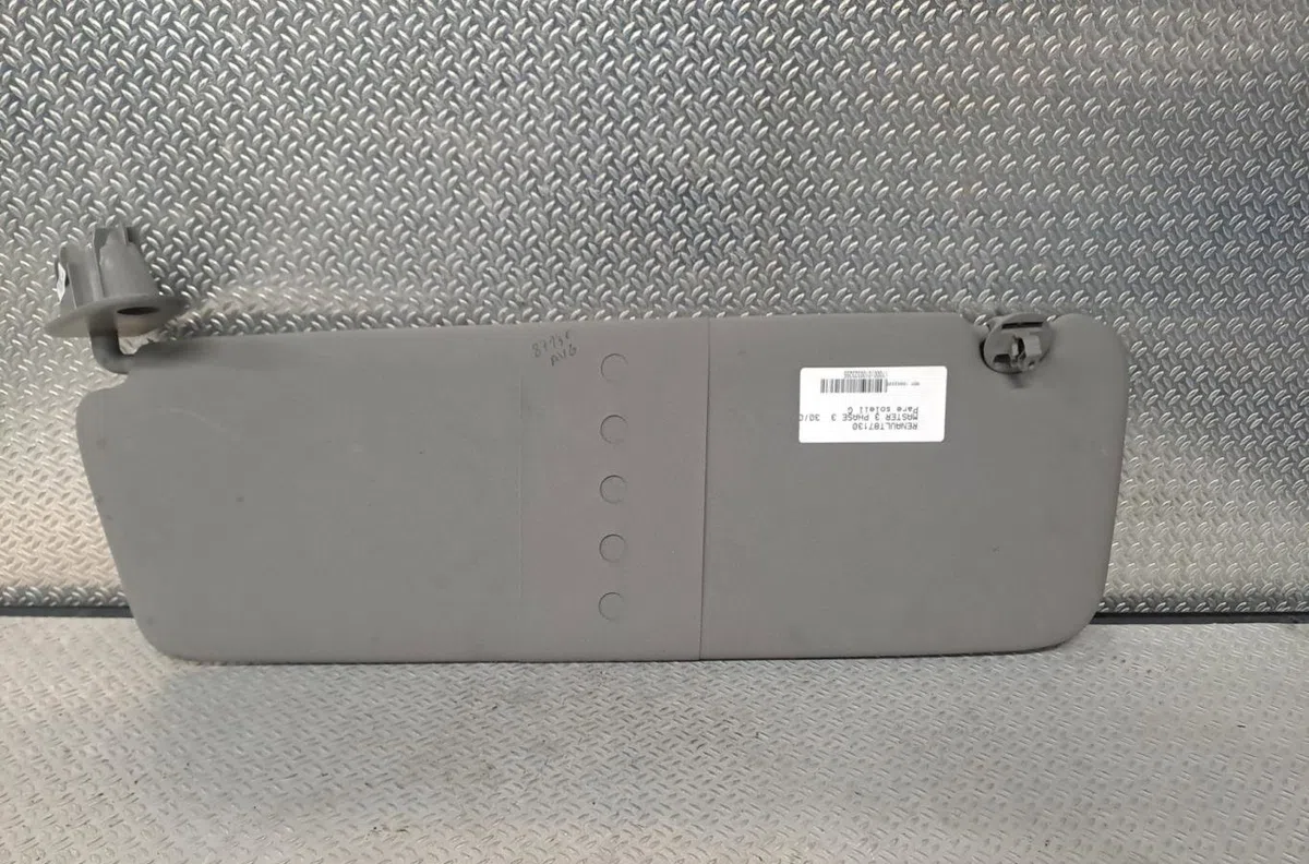 Pare-soleil gauche RENAULT MASTER 3 PHASE 3 occasion