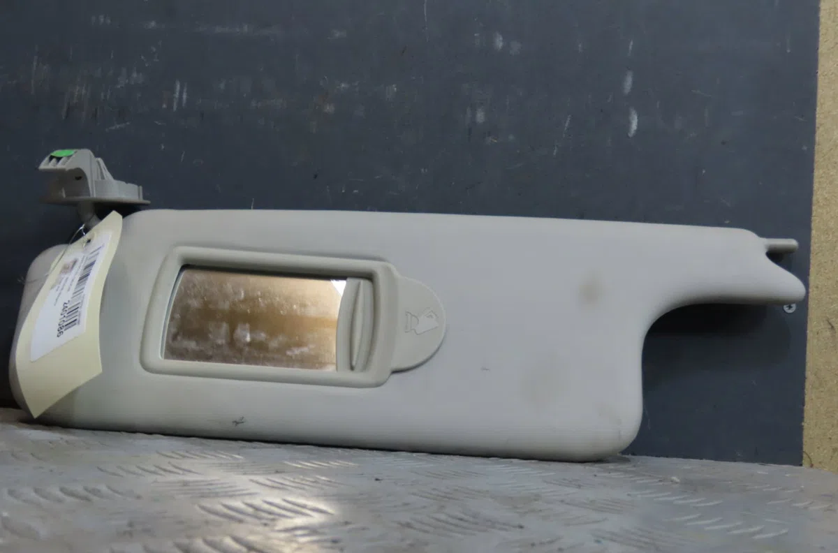 Pare-soleil gauche Renault MEGANE II Break (KM0-1_) 1.5 dci (km1f) (2005-2009) occasion