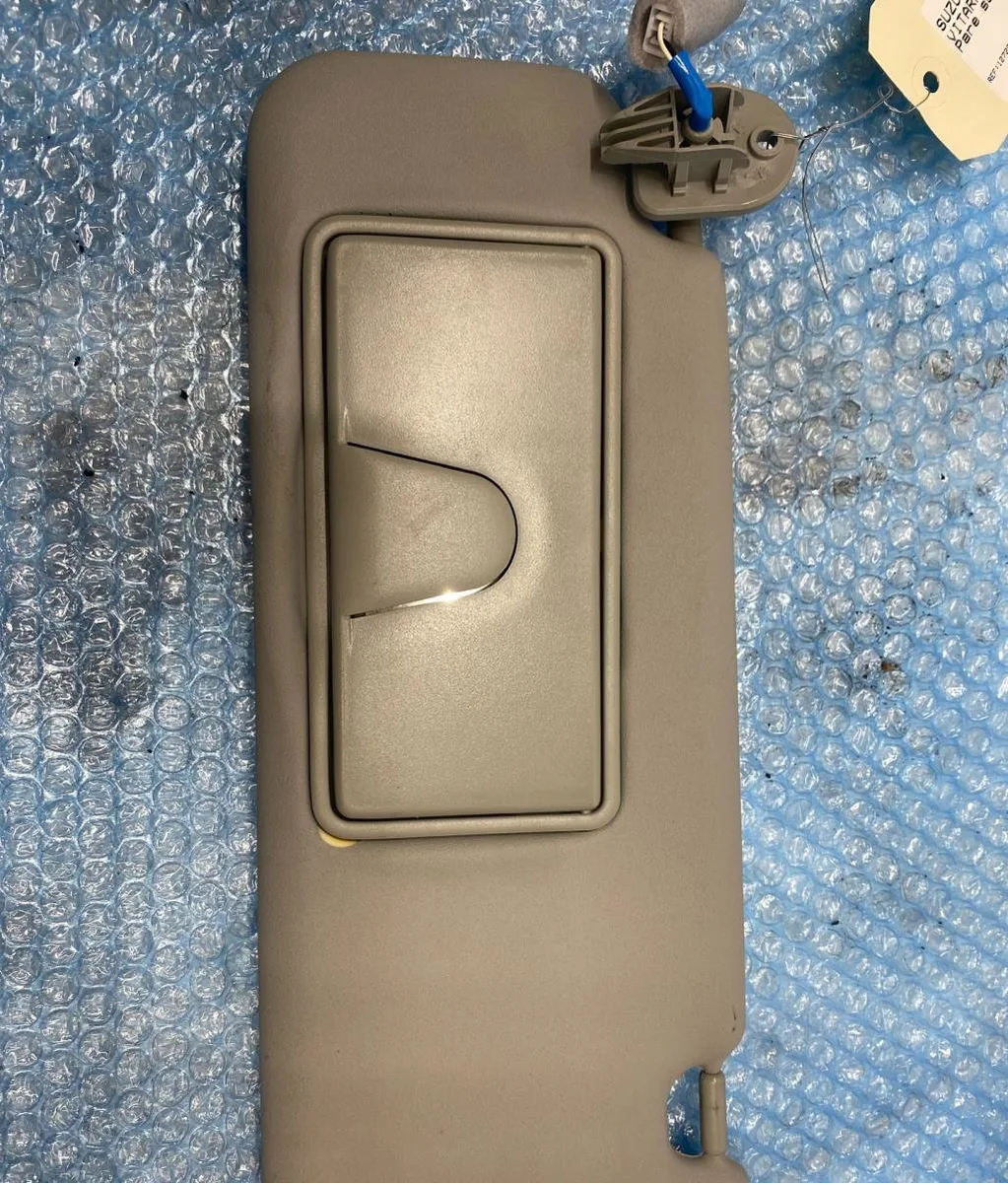 Pare-soleil gauche Suzuki VITARA (LY) 1.6 allgrip (apk 416) (2015) occasion