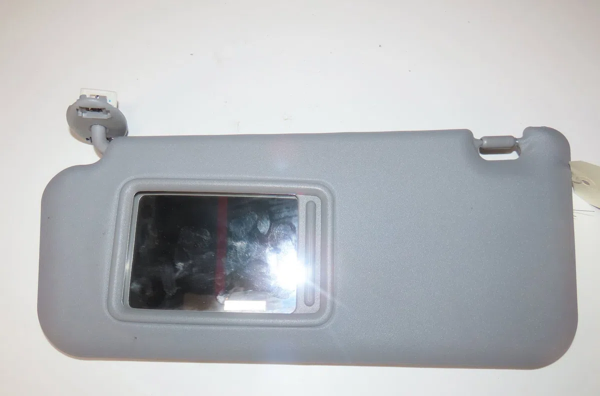 Pare-soleil gauche Toyota RAV 4 III (_A3_) 2.2 d (ala35_) (2008-2013) occasion