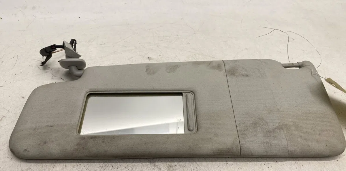 Pare-soleil gauche Volkswagen NEW BEETLE Décapotable (1Y7) 1.6 (2003-2010) occasion