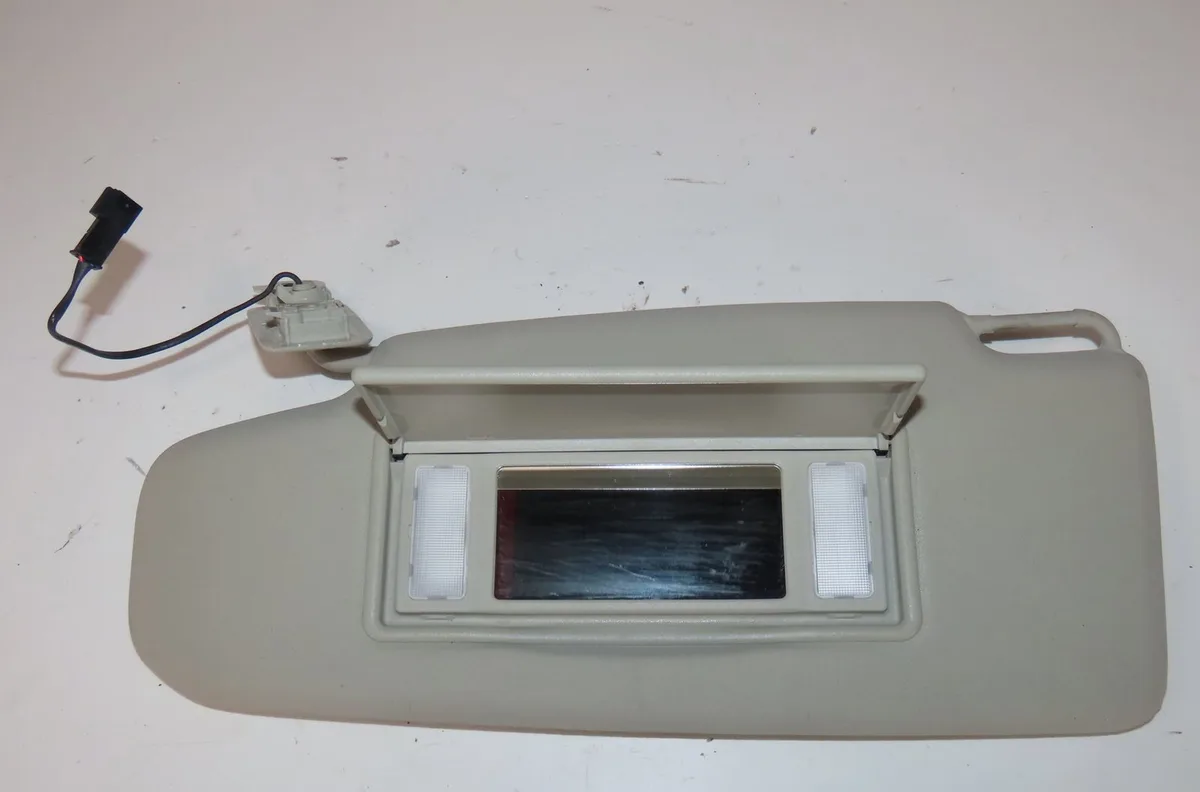 Pare-soleil gauche Volvo V40 3-5 portes (525) T2 gtdi (2013-2016) occasion