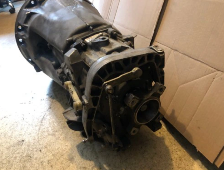 Boite 6 manuelle Mercedes-Benz Sprinter 418/419 3.0 V6 CDI 711 660