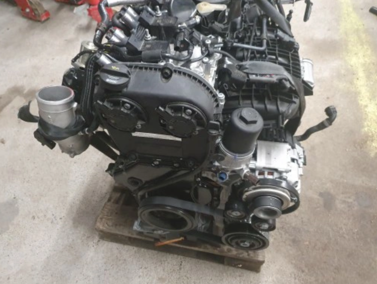 Moteur complet Audi 2.0 TFSI 180 cv DKN
