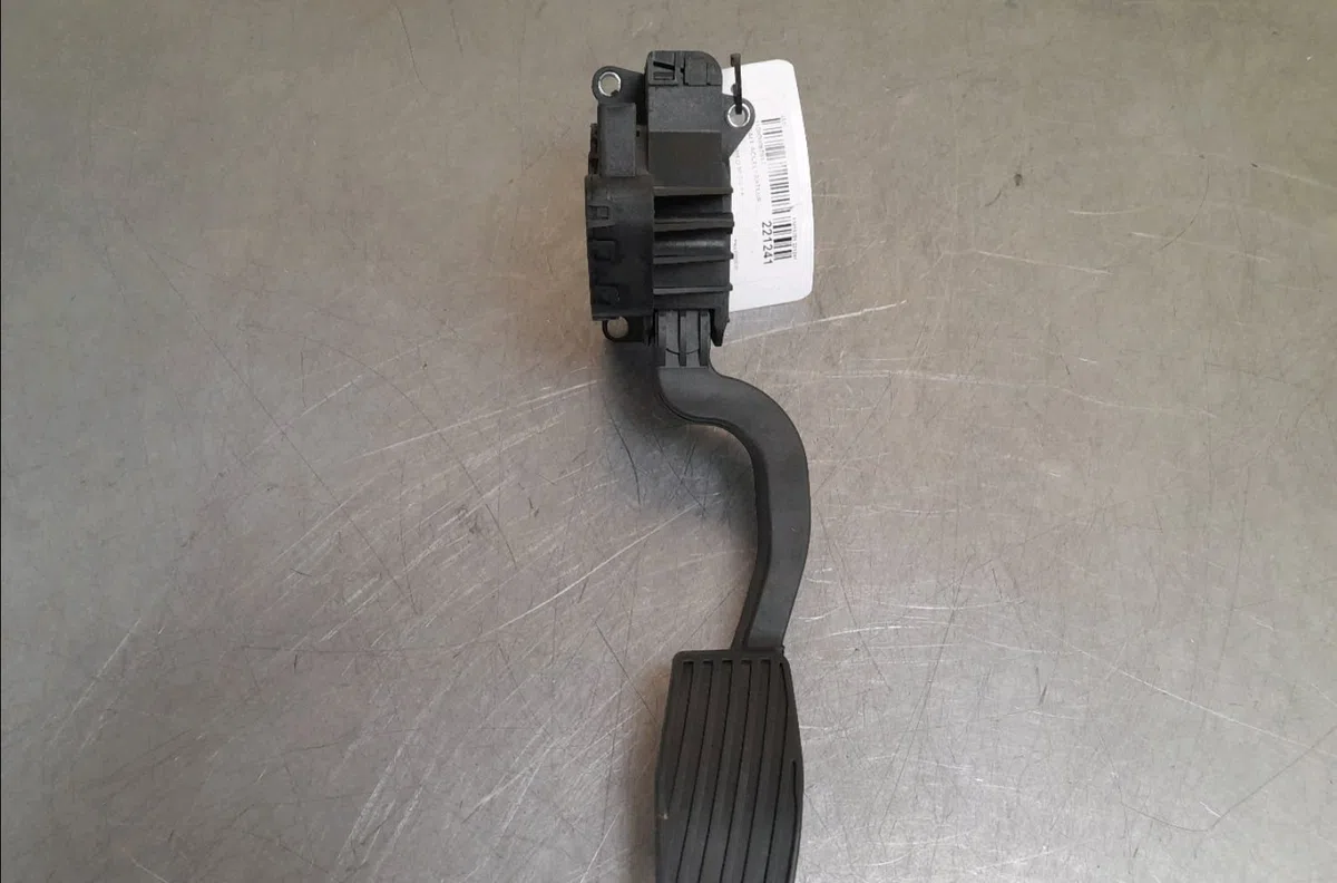 Pedale accelerateur Alfa romeo MITO (955_) 1.6 jtdm (955axc1b) (2008-2015) occasion