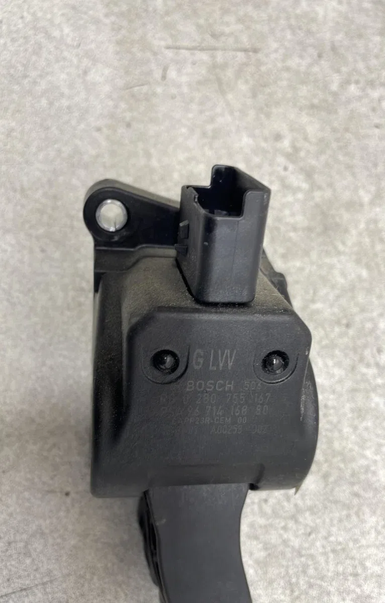 Pedale accelerateur Citroen C4 PICASSO I Monospace (UD_) 1.6 hdi 110 (2010-2013) 5 portes occasion