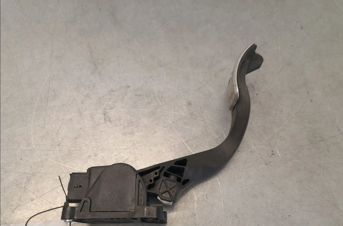 Pedale accelerateur Citroen DS5 2.0 hdi 165 (2011-2015) 5 portes occasion