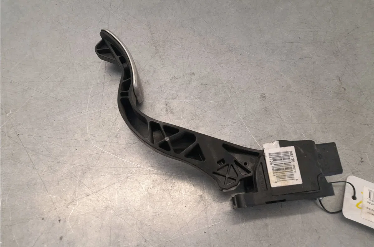 Pedale accelerateur Citroen DS5 2.0 hdi 165 (2011-2015) 5 portes occasion