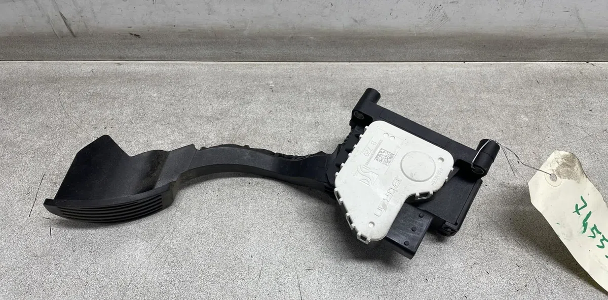 Pedale accelerateur Fiat 500 (312_) 1.2 (312axa1a) (2007) 3 portes occasion