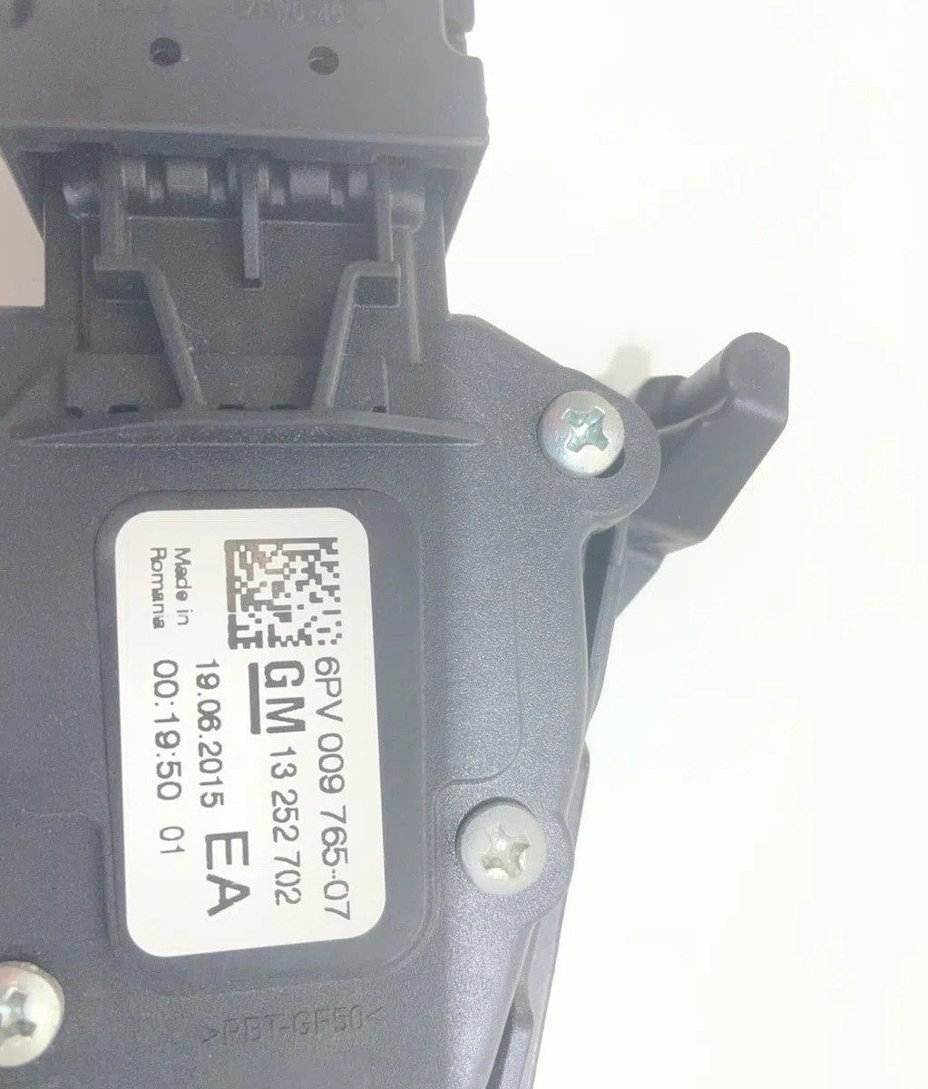 Pedale accelerateur Opel ASTRA J (P10) 1.6 cdti (68) (2013-2015) occasion