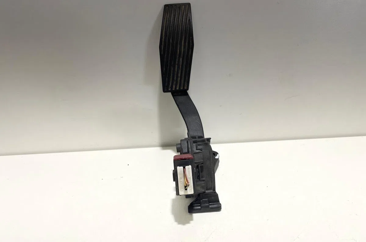 Pedale accelerateur Opel INSIGNIA A (G09) 2.0 cdti (68) (2008-2017) occasion