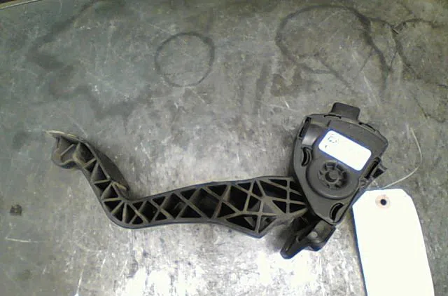 Pedale accelerateur Peugeot 207-207 (WA_, WC_) 1.4 16v (2006-2013) 3 portes occasion