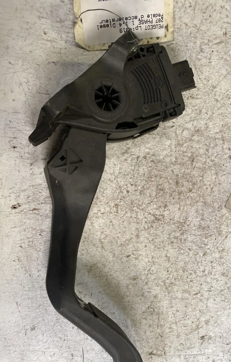 Pedale accelerateur Peugeot 207-207 (WA_, WC_) 1.4 hdi (2006-2015) 5 portes occasion