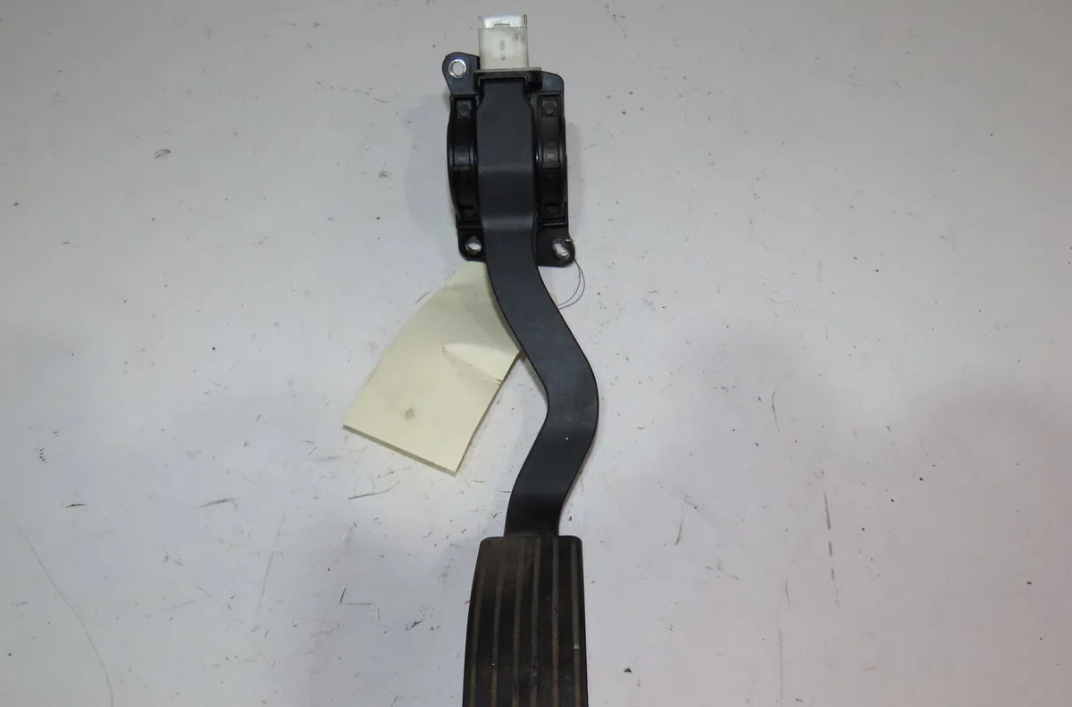 Pedale accelerateur Peugeot 307 Break (3E) 1.6 hdi 110 (2004-2008) 5 portes occasion