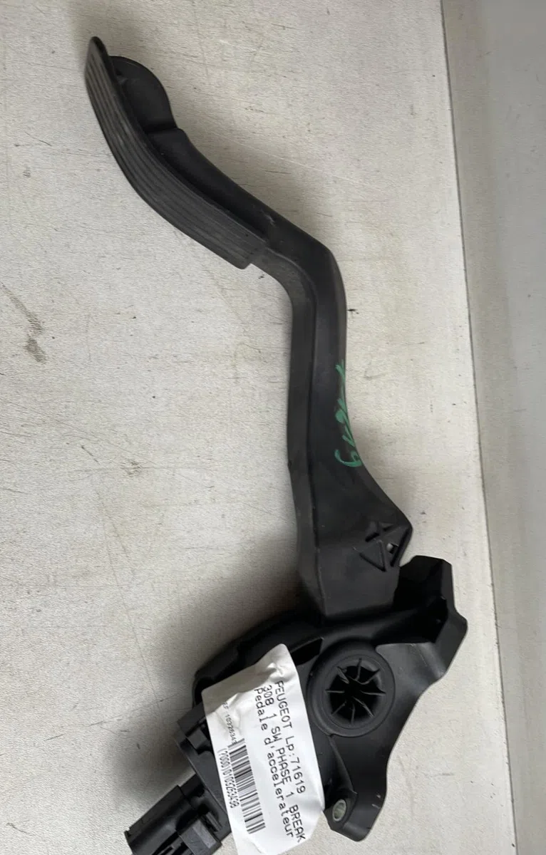 Pedale accelerateur Peugeot 308 SW I (4E_, 4H_) 1.6 16v (2007-2014) occasion