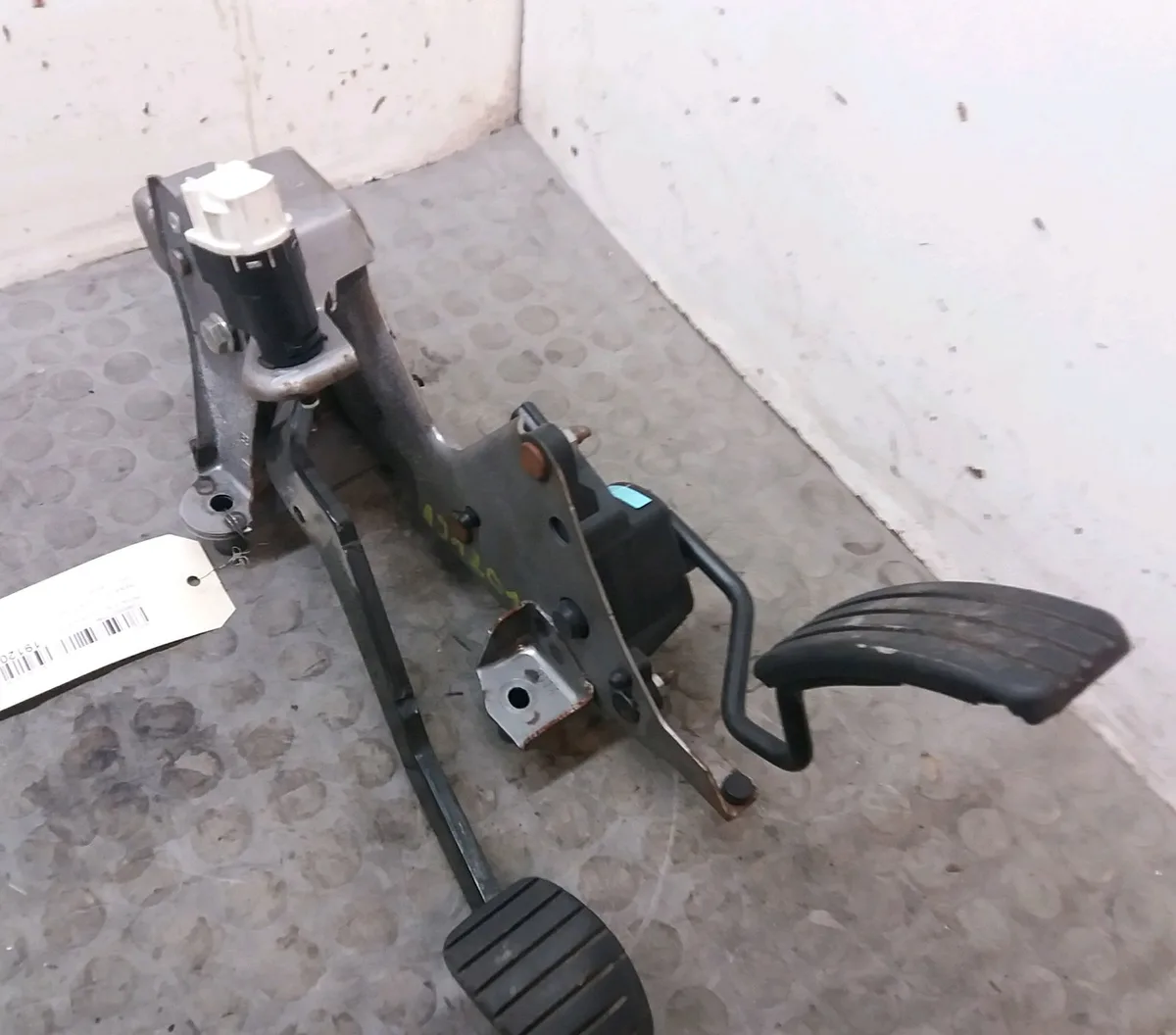 Pedale accelerateur Renault CLIO III (BR0-1, CR0-1) 1.2 16v (br02, br0j, br11, cr02, cr0j, cr11) (2005-2014) 5 portes oc