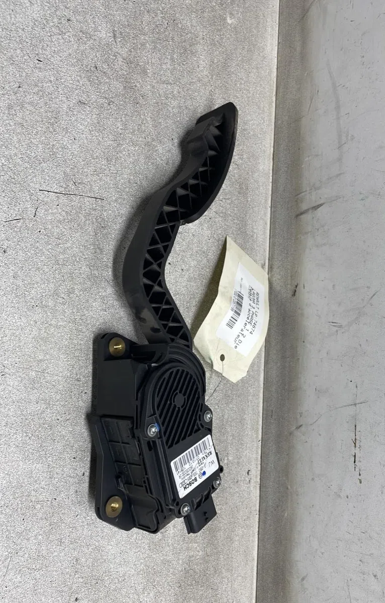 Pedale accelerateur Renault LAGUNA III (BT0-1) 2.0 dci (bt01, bt08, bt09, bt0e, bt0k, bt12, bt1c, bt1d,... (2007-2015) 5