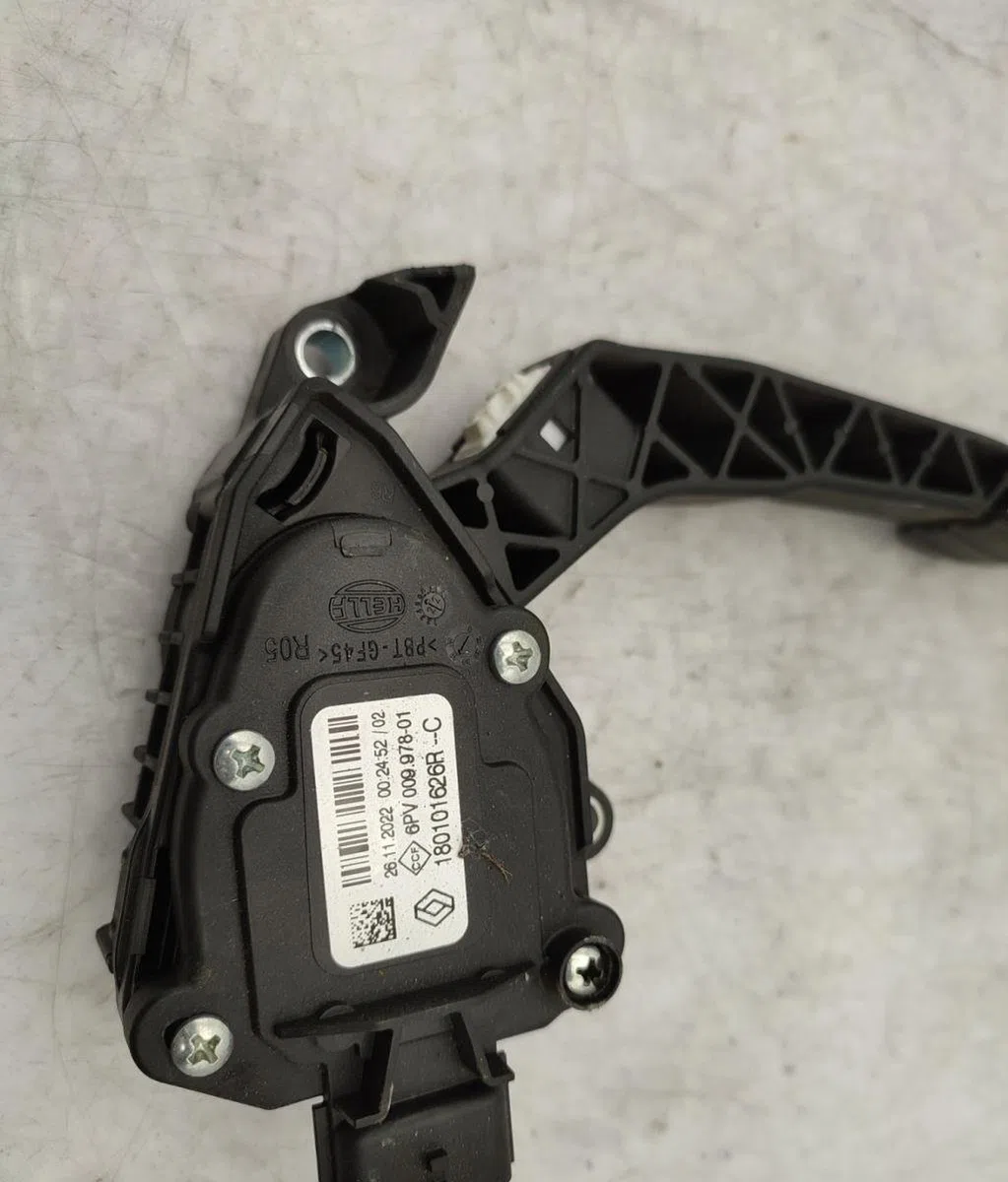 Pedale accelerateur RENAULT MASTER 3 PHASE 3 occasion