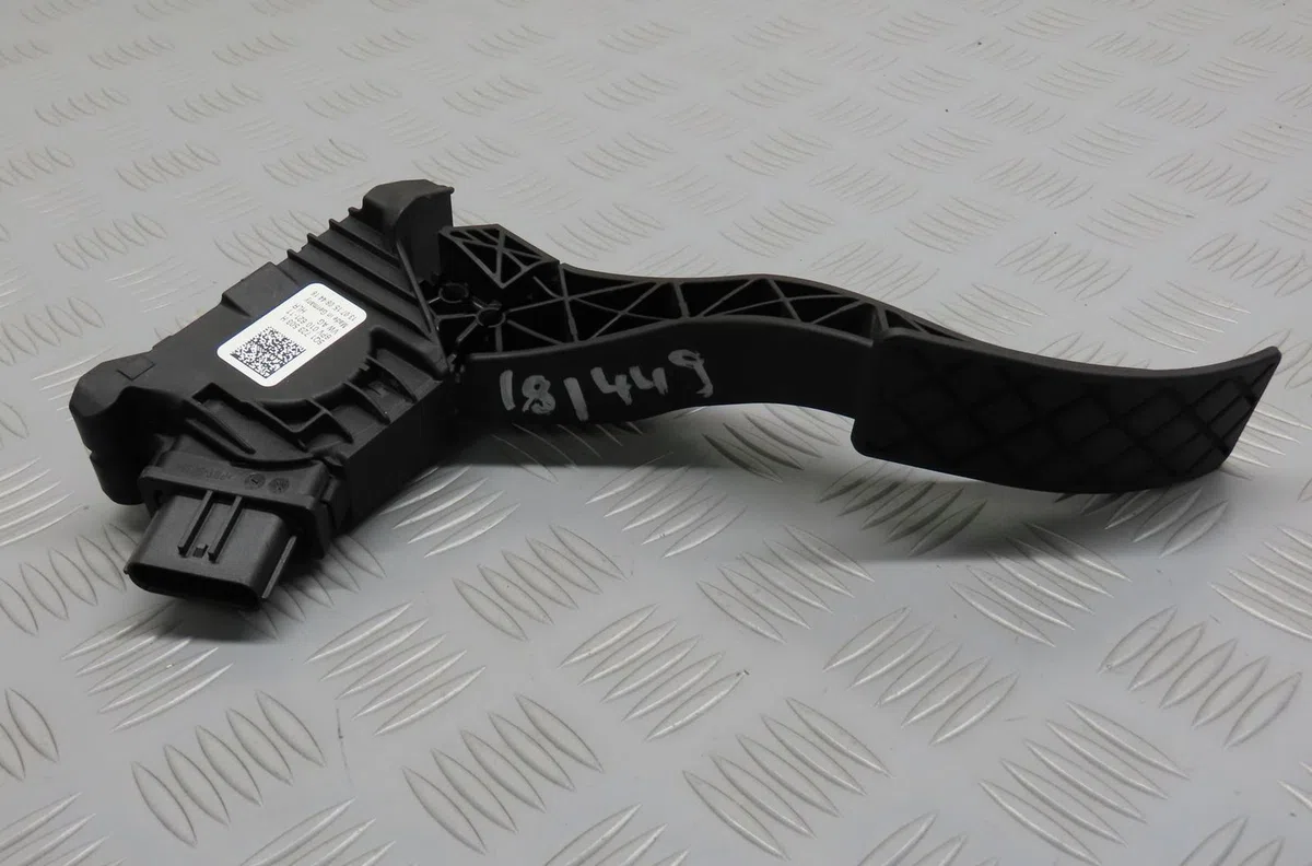 Pedale accelerateur Seat LEON (5F1) 2.0 tdi (2012-2020) 5 portes occasion