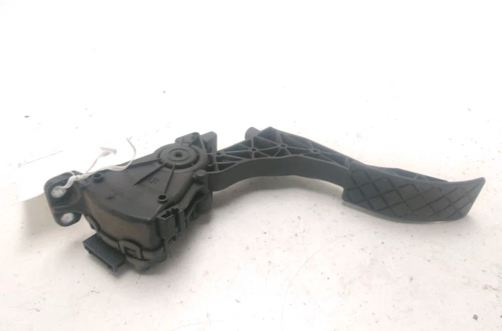 Pedale accelerateur Skoda FABIA II (542) 1.6 tdi (2010-2014) occasion