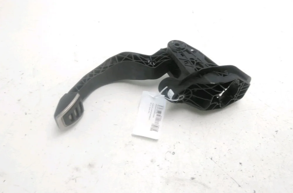 Pedale embrayage Audi A1 Sportback (GBA) 30 tfsi (2018) occasion