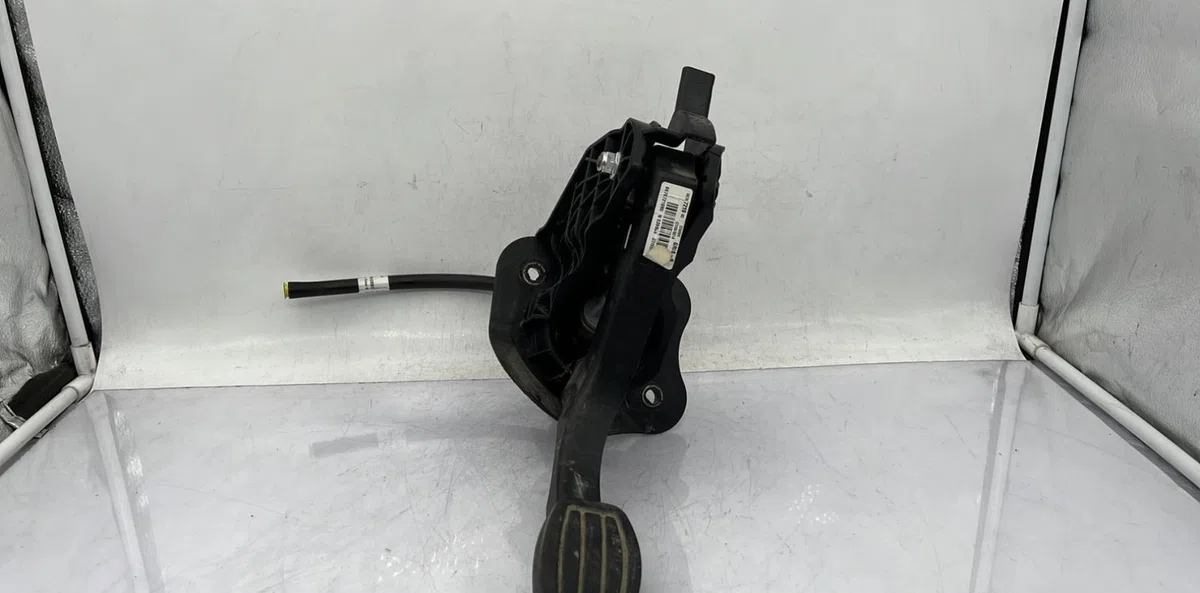 Pedale embrayage CITROEN C4 GRAND PICASSO 2 PHASE 1 occasion