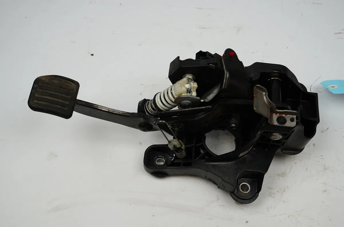 Pedale embrayage Ford GALAXY III (CK) 2.0 tdci (2015-2018) occasion