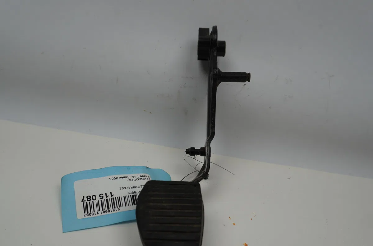 Pedale embrayage Peugeot 207-207 (WA_, WC_) 1.4 16v (2006-2013) 3 portes occasion