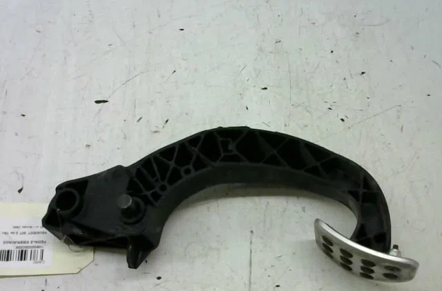 Pedale embrayage Peugeot 307 CC (3B) 2.0 16v (2003-2005) occasion