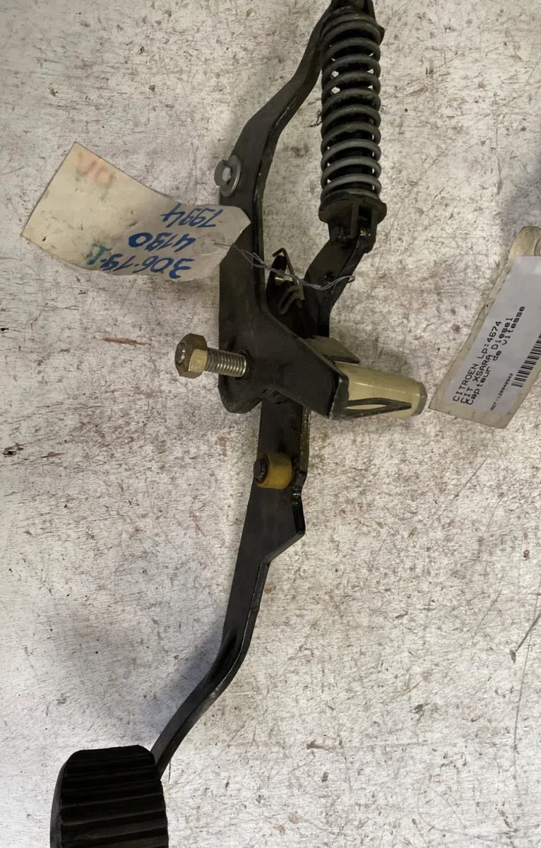 Pedale embrayage PEUGEOT PEU 306 occasion