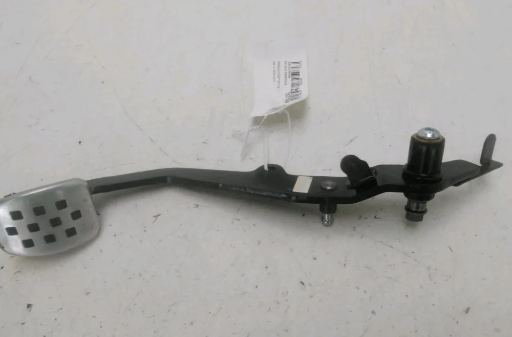Pedale embrayage Renault CAPTUR I (J5_, H5_) 0.9 tce 90 (2013) 5 portes occasion
