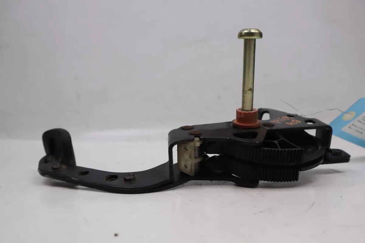 Pedale embrayage Renault CLIO II (BB_, CB_) 1.9 dti (b-cb0u) (1999-2005) occasion