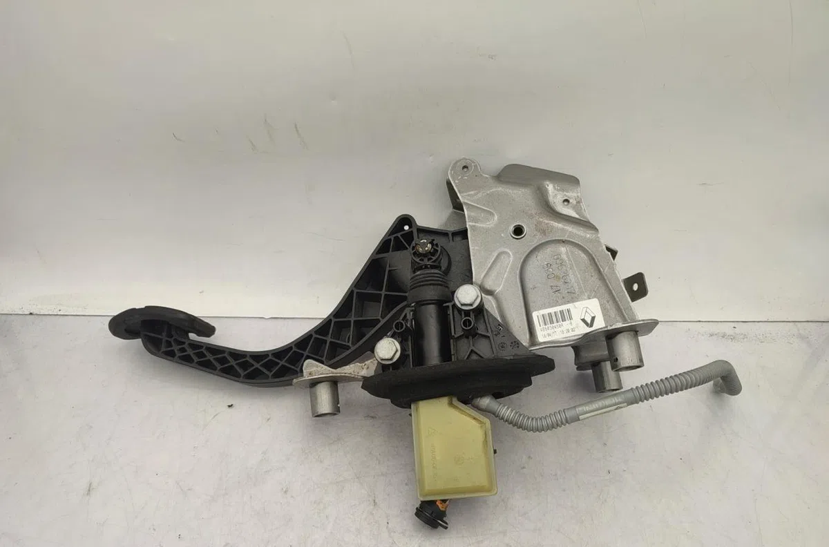 Pedale embrayage RENAULT SCENIC 4 occasion
