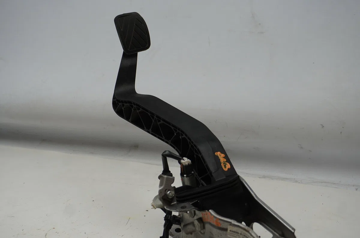 Pedale embrayage Suzuki VITARA (LY) 1.6 allgrip (apk 416) (2015) occasion