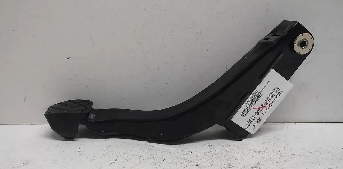 Pedale embrayage Volkswagen UP! (121, 122, BL1, BL2, BL3, 123) 1.0 (2011-2020) 5 portes occasion