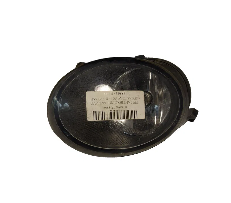 PHARE ANTI-BROUILLARD DROIT AUDI A6 III AVANT 4F0941700