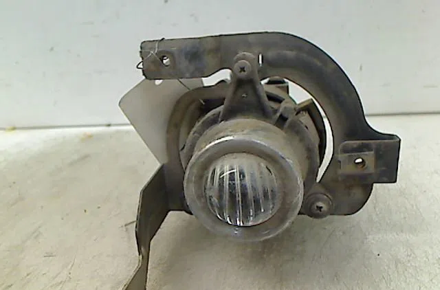 Phare antibrouillard avant droit Alfa romeo 147 (937_) 1.9 jtd (937.axd1a, 937.bxd1a) (2001-2010) occasion