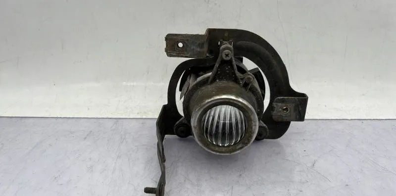 Phare antibrouillard avant droit ALFA ROMEO 147 PHASE 2 occasion